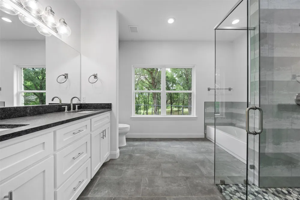 1698 Rogers Hill Road Waco, TX 76705