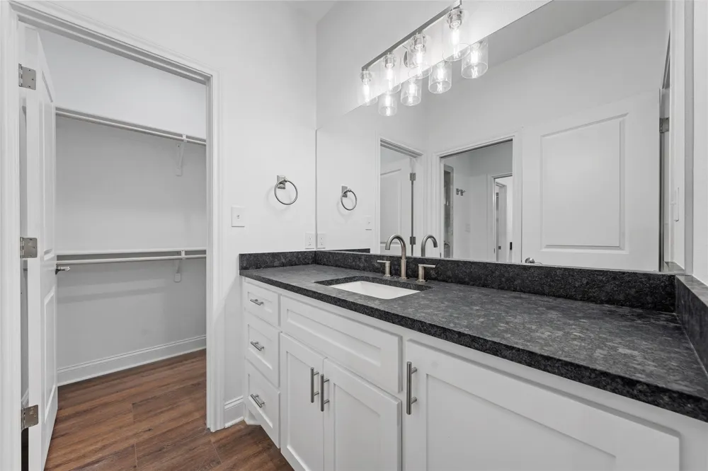 1698 Rogers Hill Road Waco, TX 76705