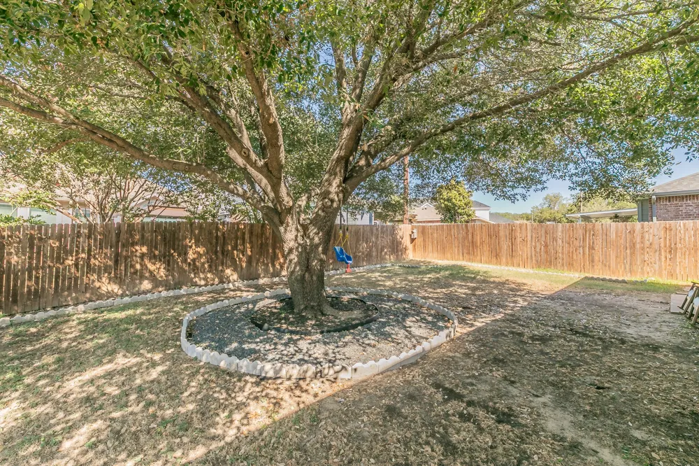 5009 Bedfordshire Drive Fort Worth, TX 76135