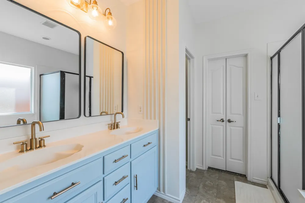 5009 Bedfordshire Drive Fort Worth, TX 76135