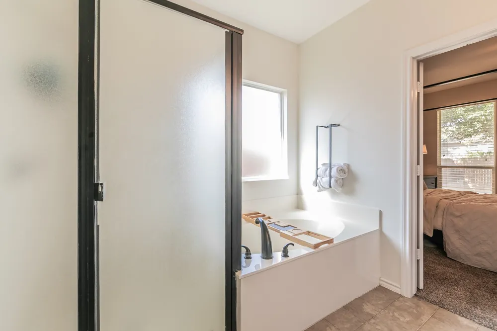 5009 Bedfordshire Drive Fort Worth, TX 76135