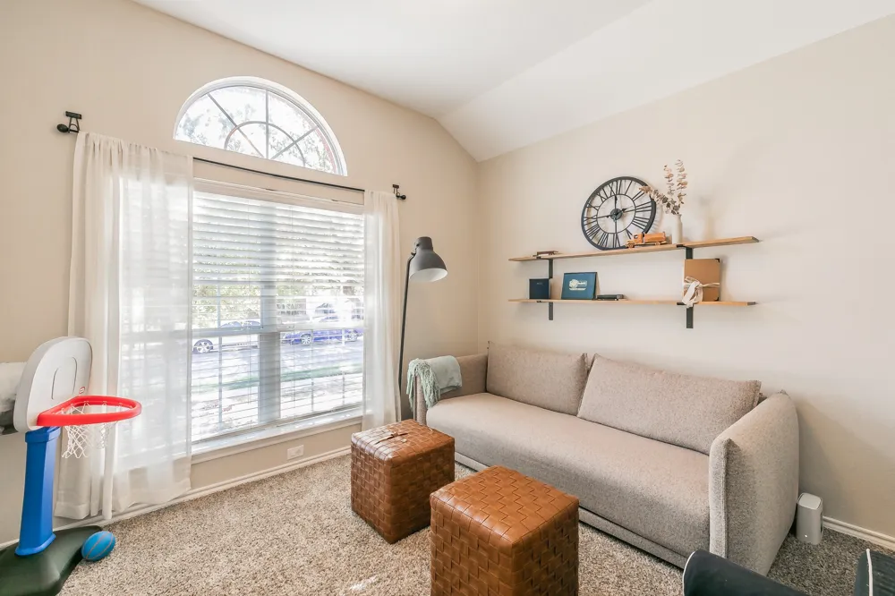 5009 Bedfordshire Drive Fort Worth, TX 76135