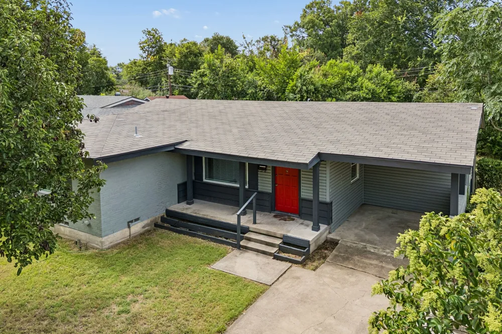 2332 Hartline Drive Dallas, TX 75228