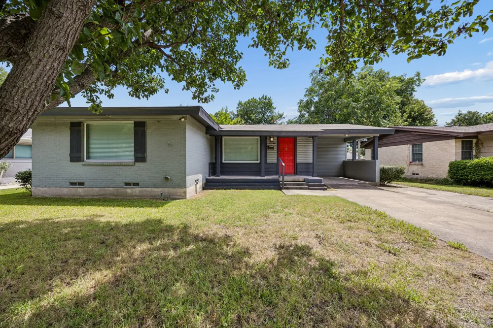 2332 Hartline Drive Dallas, TX 75228