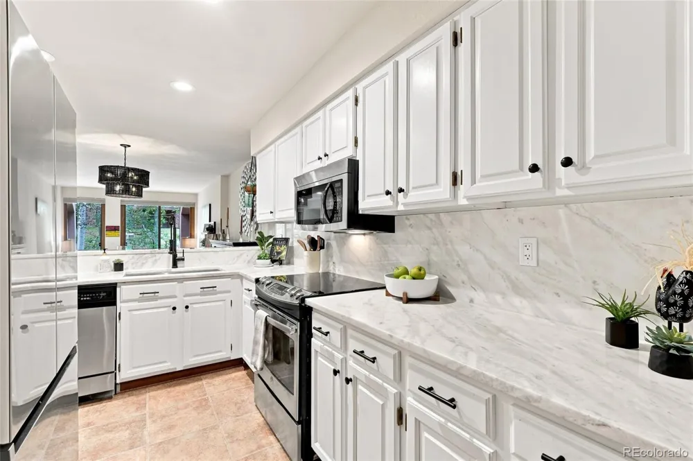 742 Ridgeside Drive Golden, CO 80401
