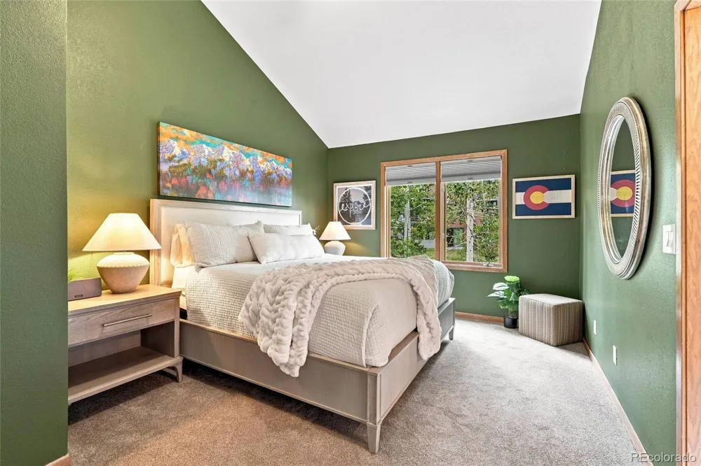 742 Ridgeside Drive Golden, CO 80401