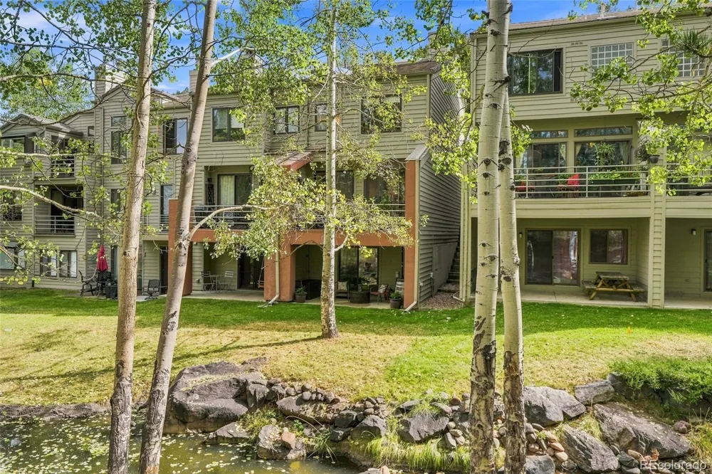 742 Ridgeside Drive Golden, CO 80401