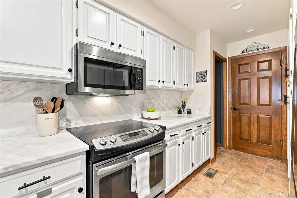 742 Ridgeside Drive Golden, CO 80401