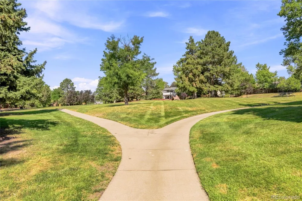 2893 S Oakland Circle E Aurora, CO 80014
