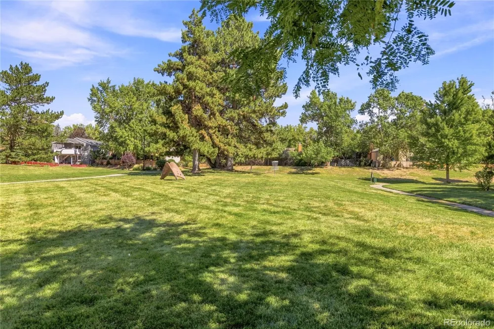 2893 S Oakland Circle E Aurora, CO 80014