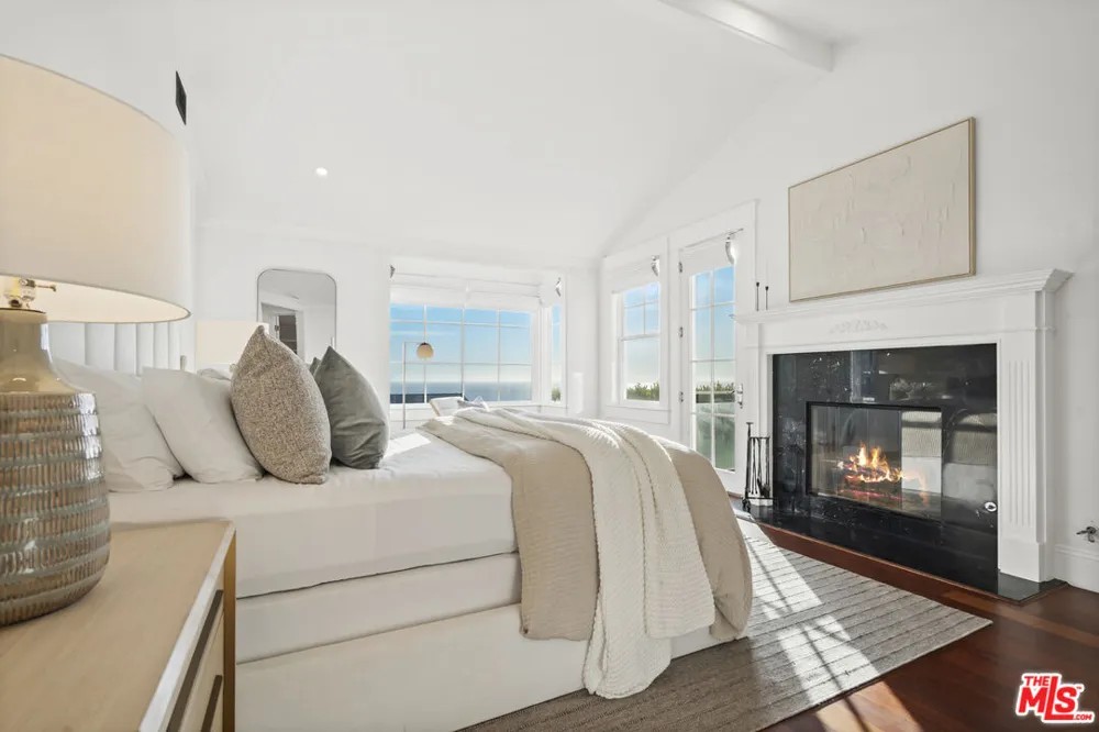 7335 Birdview Avenue Malibu, CA 90265