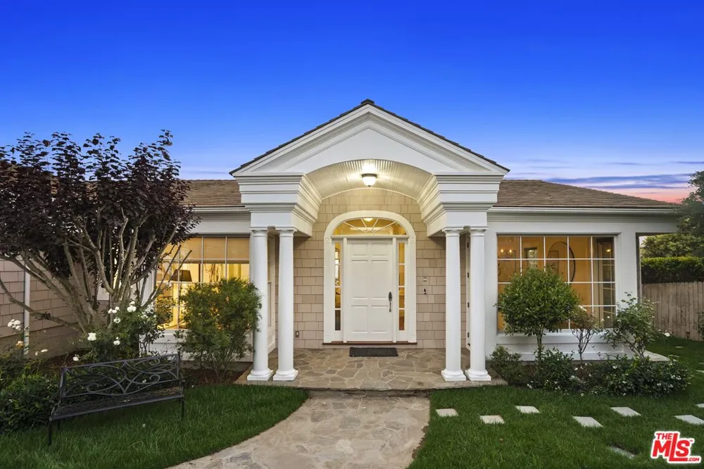 7335 Birdview Avenue Malibu, CA 90265