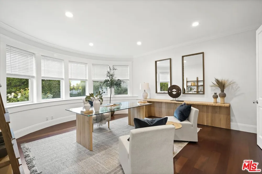 7335 Birdview Avenue Malibu, CA 90265