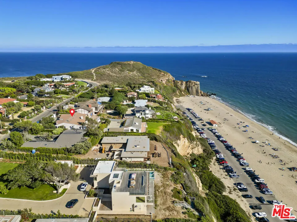 7335 Birdview Avenue Malibu, CA 90265