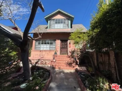 59 Dudley Avenue