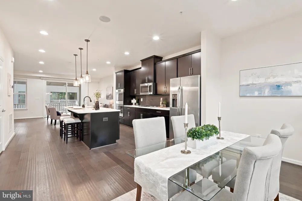 22311 TEES TERRACE Ashburn, VA 20148