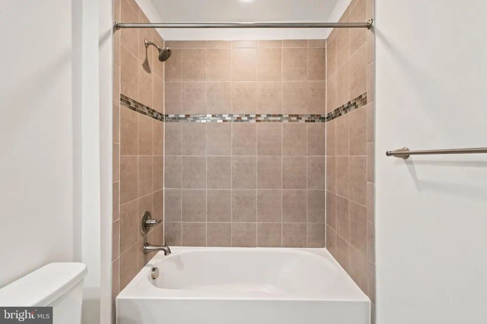 22311 TEES TERRACE Ashburn, VA 20148