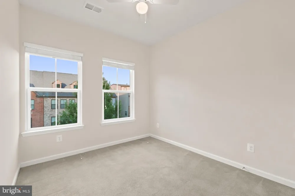 22311 TEES TERRACE Ashburn, VA 20148