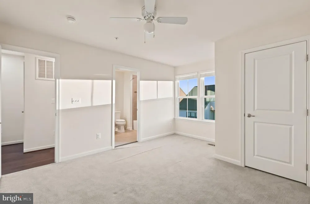 22311 TEES TERRACE Ashburn, VA 20148