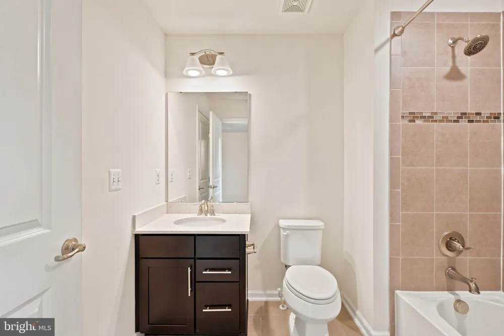 22311 TEES TERRACE Ashburn, VA 20148