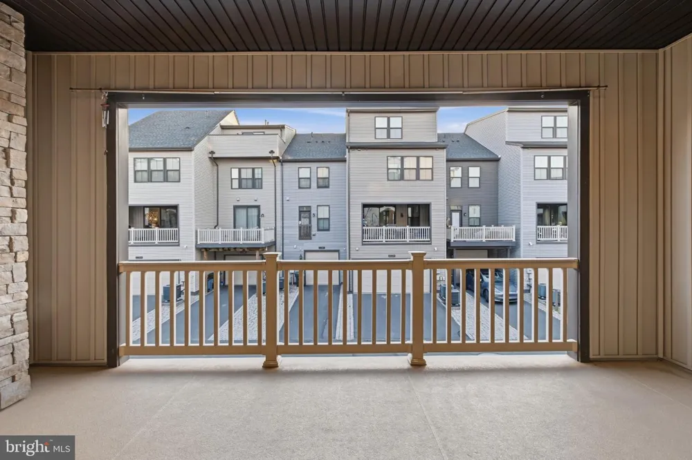22311 TEES TERRACE Ashburn, VA 20148
