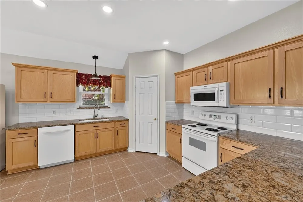 1902 Spanish Corpus Christi, TX 78410