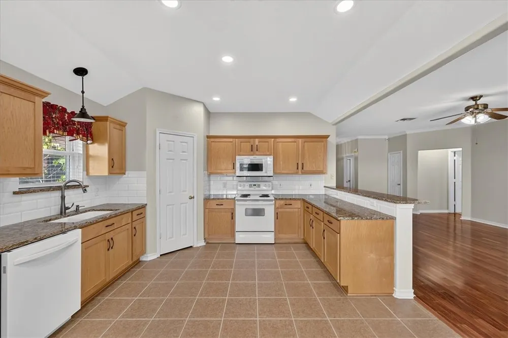 1902 Spanish Corpus Christi, TX 78410