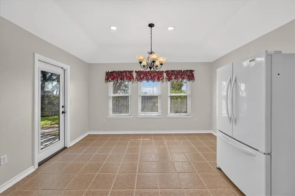 1902 Spanish Corpus Christi, TX 78410