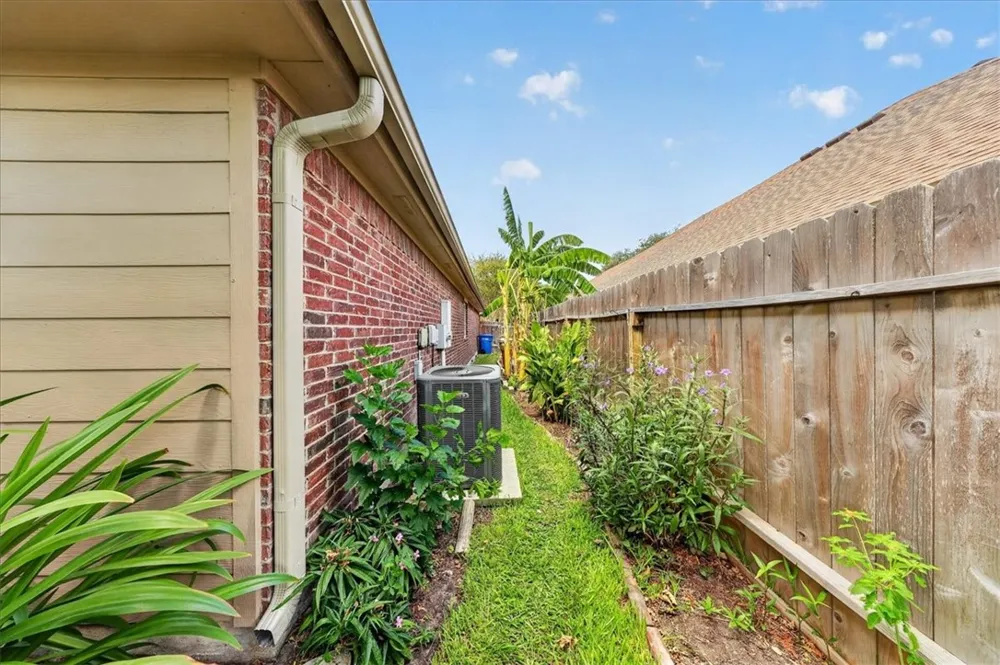 1902 Spanish Corpus Christi, TX 78410