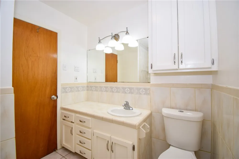 1209 Dallas Street Portland, TX 78374