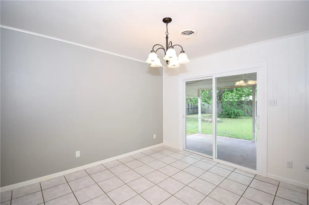 1209 Dallas Street Portland, TX 78374