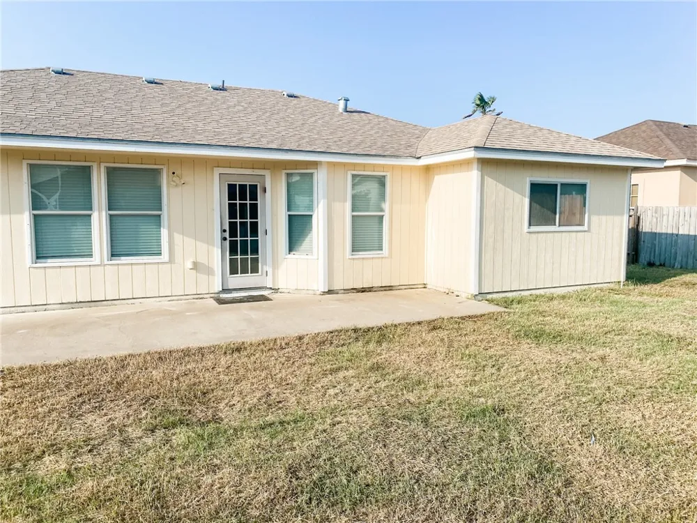 13901 Lighthouse Drive Corpus Christi, TX 78418
