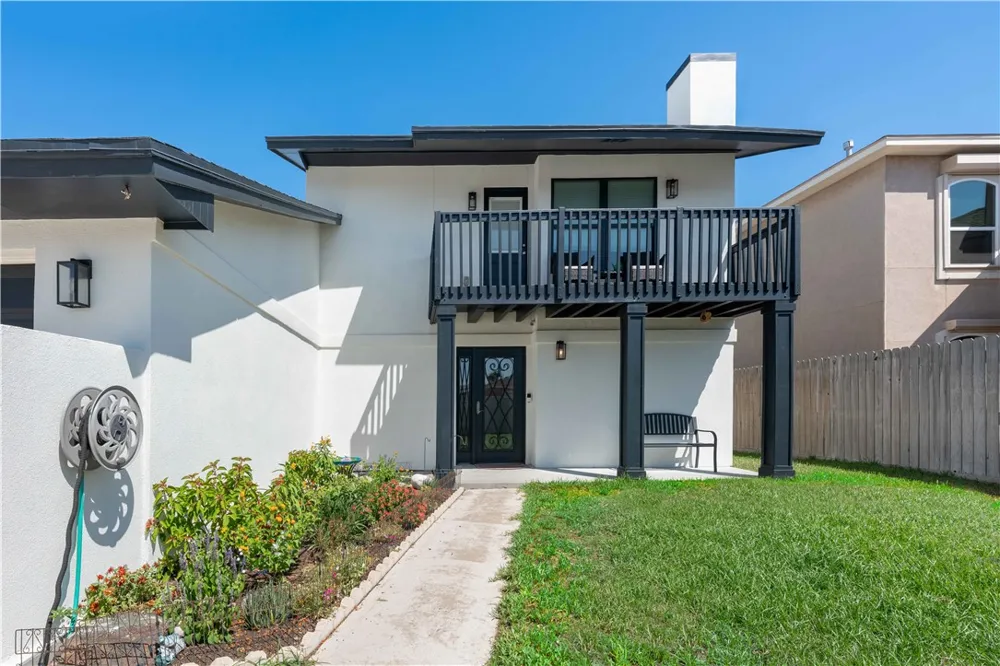 13730 Hawksnest Bay Drive Corpus Christi, TX 78418