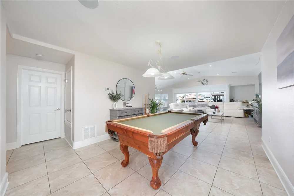 13730 Hawksnest Bay Drive Corpus Christi, TX 78418