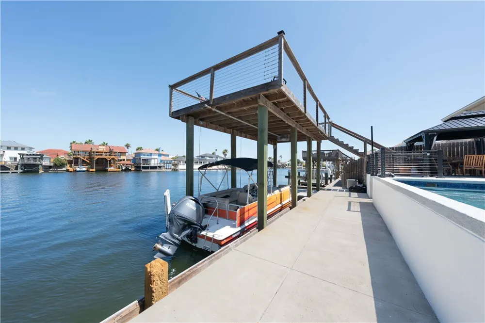 13730 Hawksnest Bay Drive Corpus Christi, TX 78418