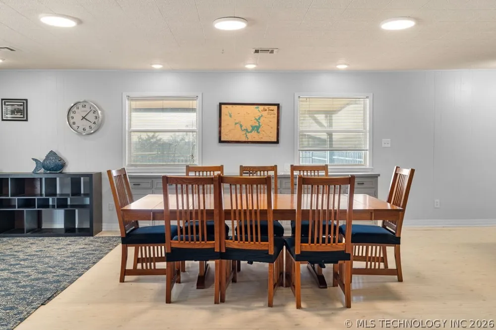 7386 Sooner Road Kingston, OK 73439