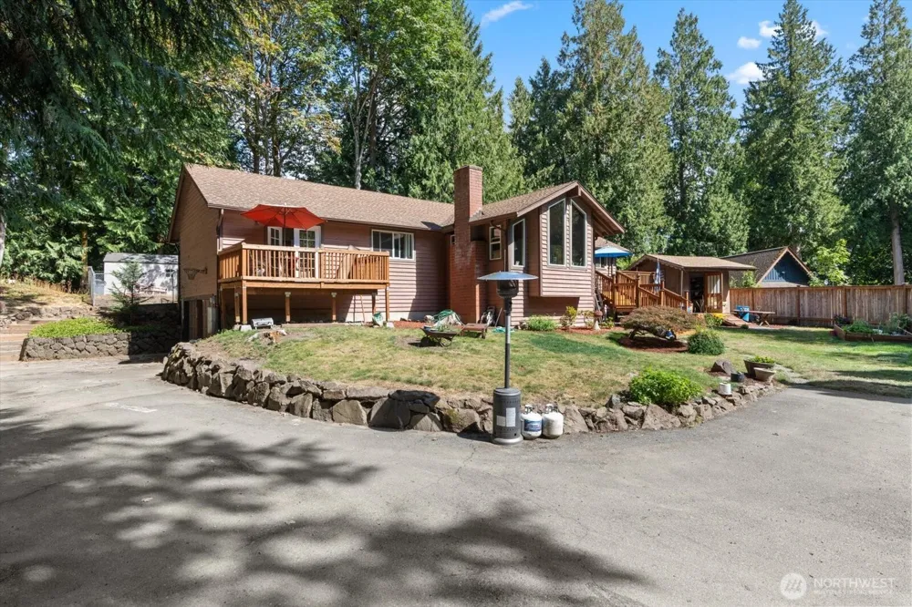 19224 Sprague Drive Bothell, WA 98012