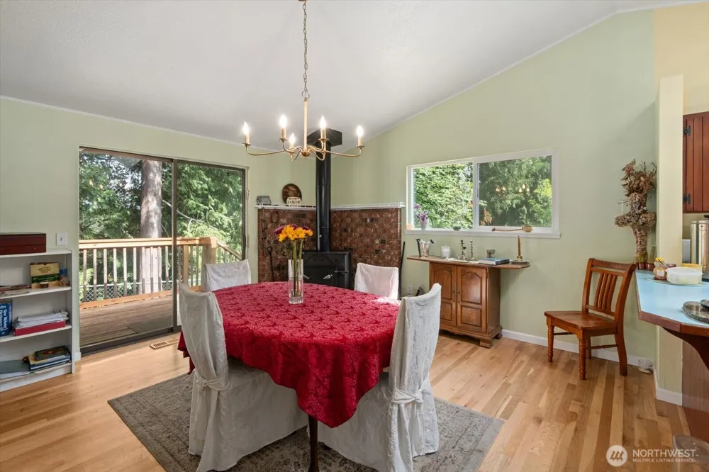 19224 Sprague Drive Bothell, WA 98012
