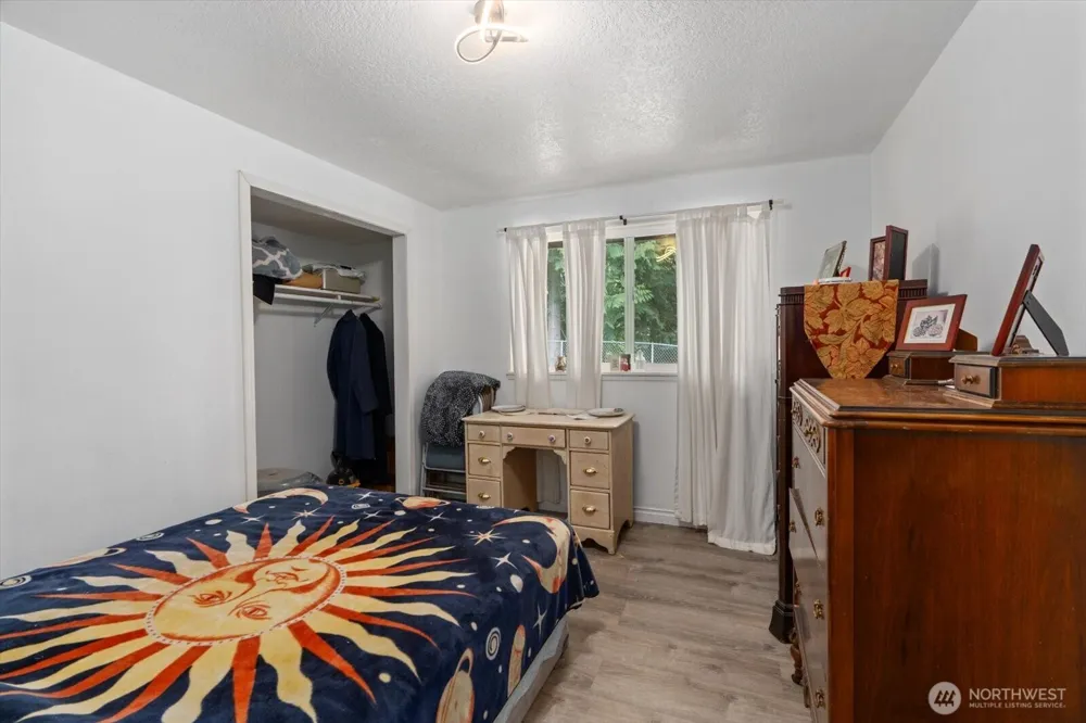 19224 Sprague Drive Bothell, WA 98012