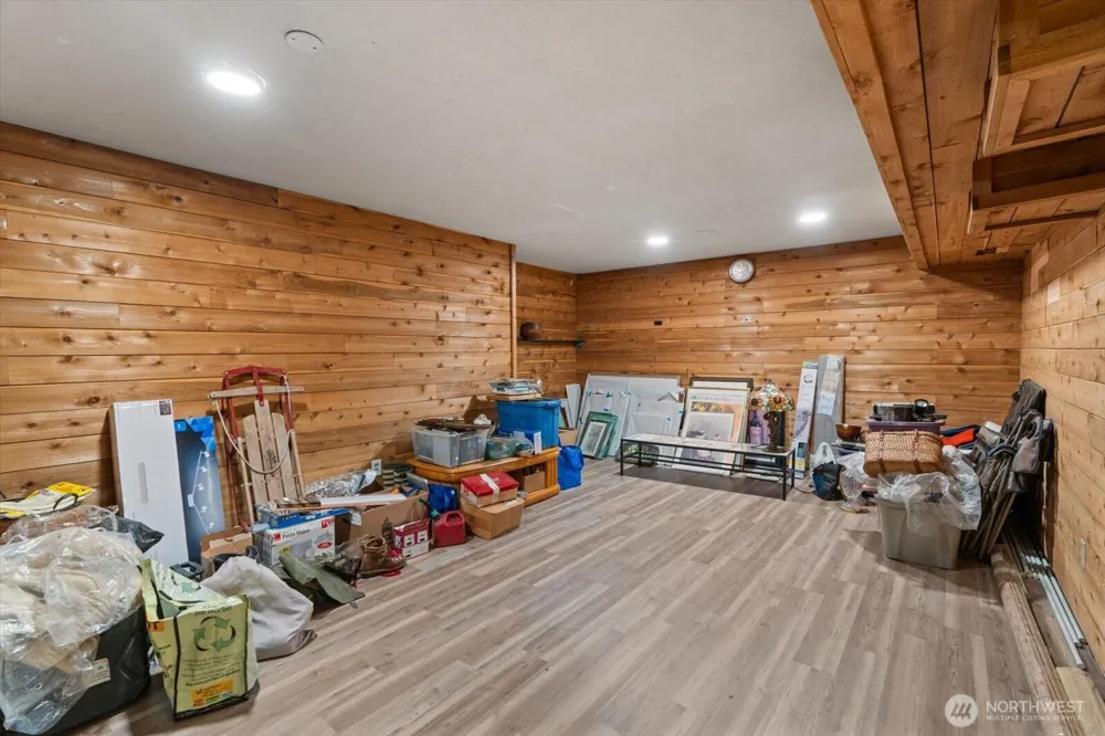 19224 Sprague Drive Bothell, WA 98012