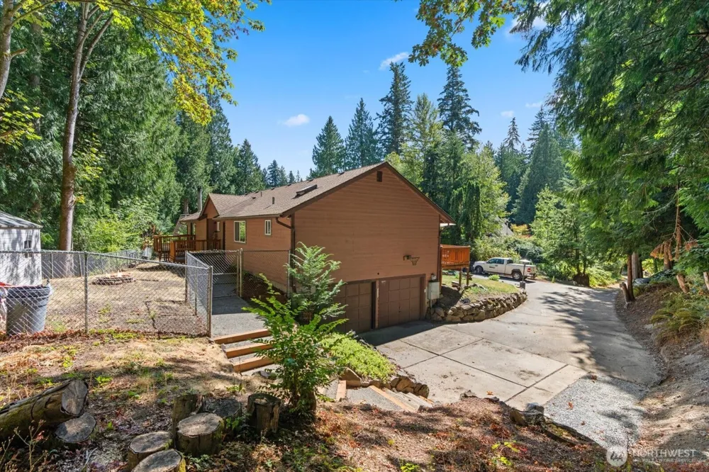19224 Sprague Drive Bothell, WA 98012