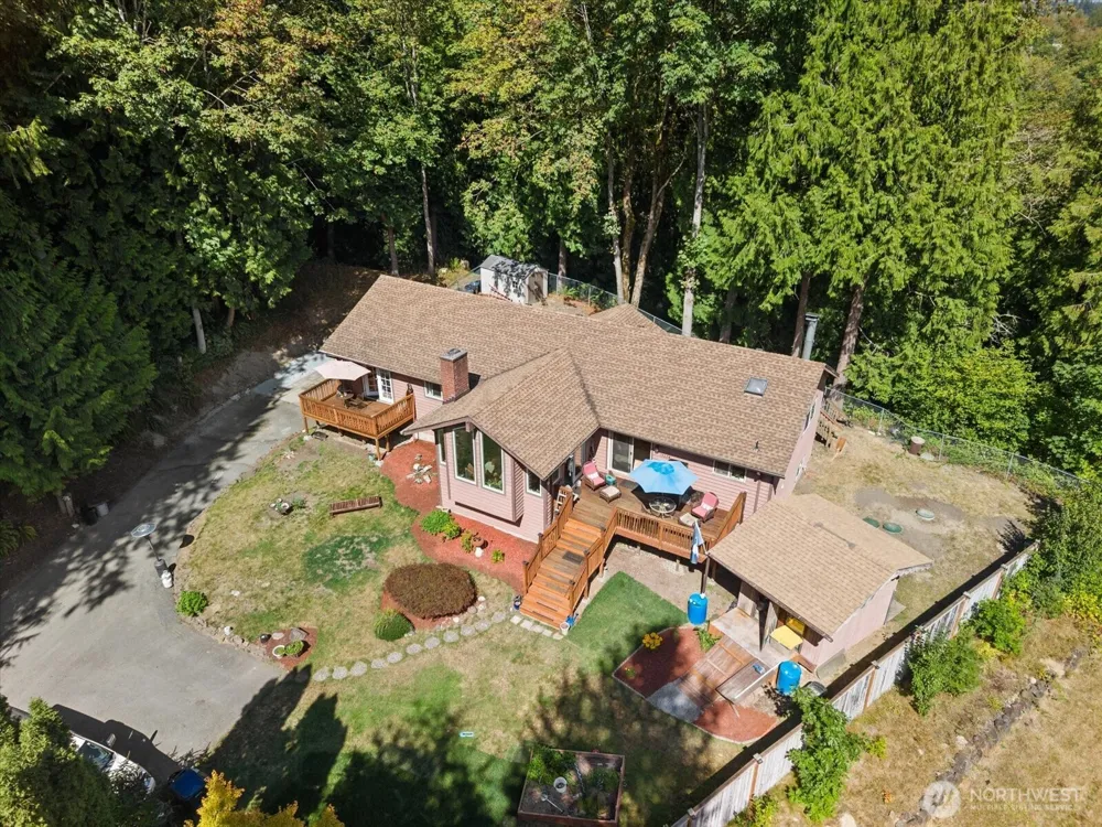 19224 Sprague Drive Bothell, WA 98012