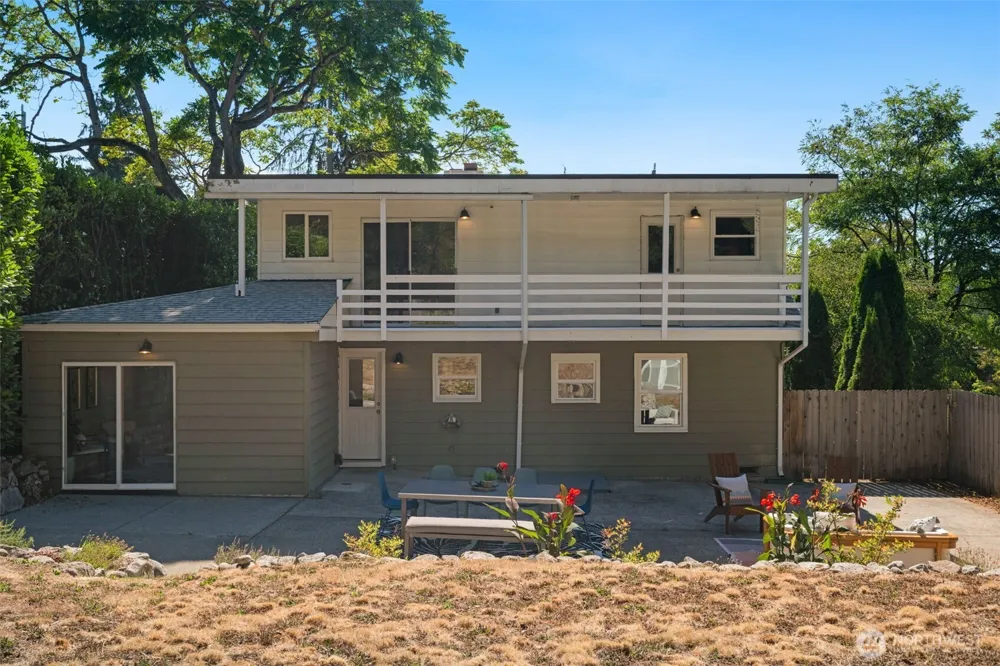 320 NE 156th Street Shoreline, WA 98155