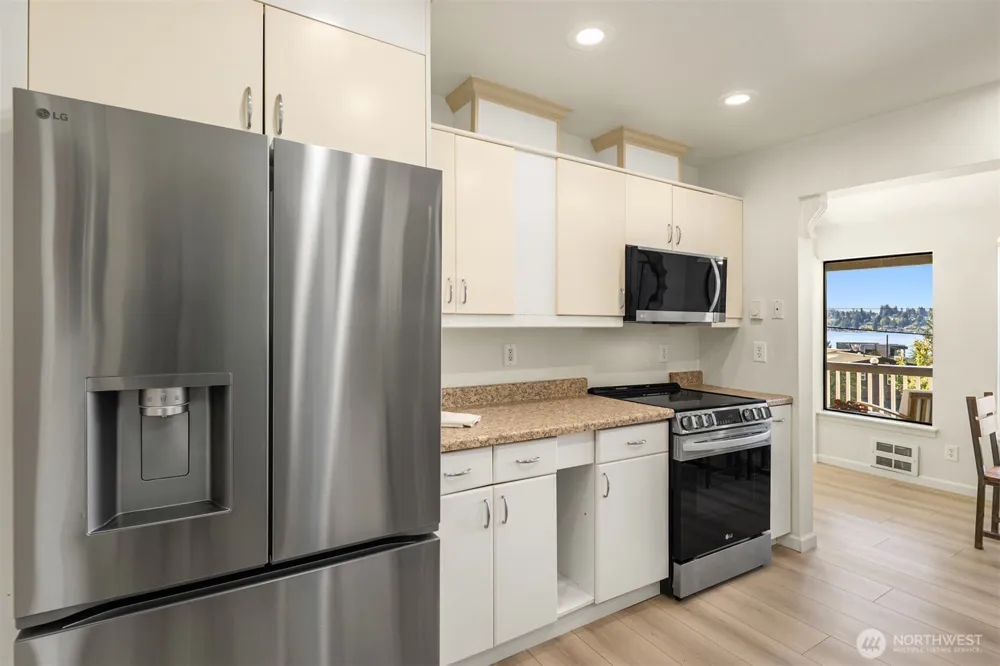 10601 Vernon Road Lake Stevens, WA 98258