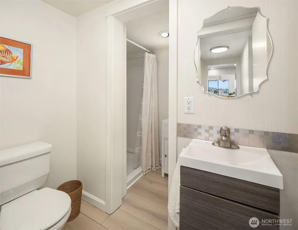 10601 Vernon Road Lake Stevens, WA 98258