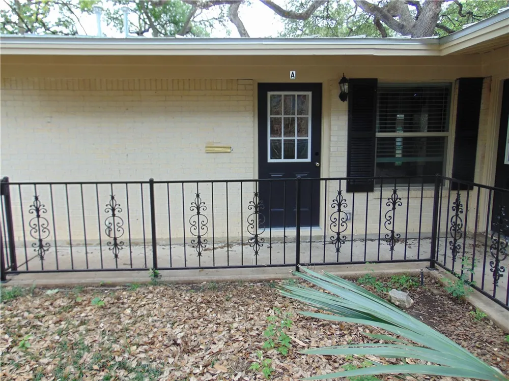 3904 Bailey Lane Austin, TX 78756