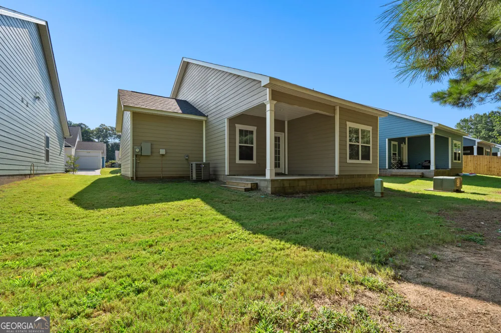 107 Lenox CIR LaGrange, GA 30241