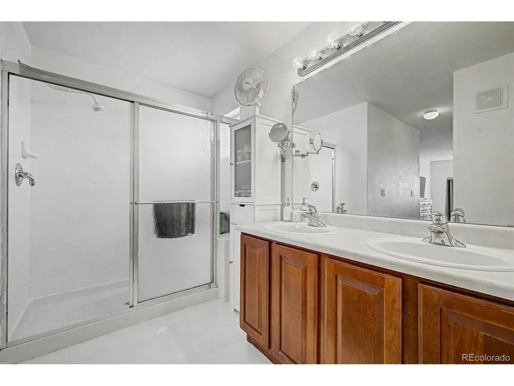 21965 E Irish Drive Aurora, CO 80016
