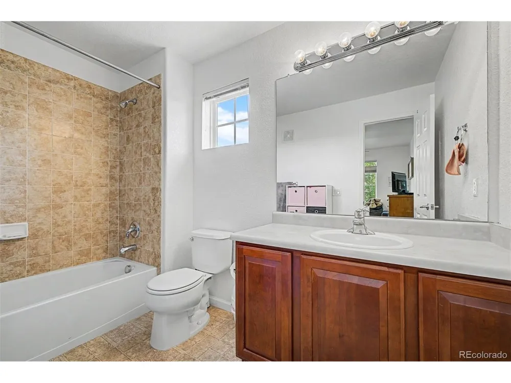21965 E Irish Drive Aurora, CO 80016