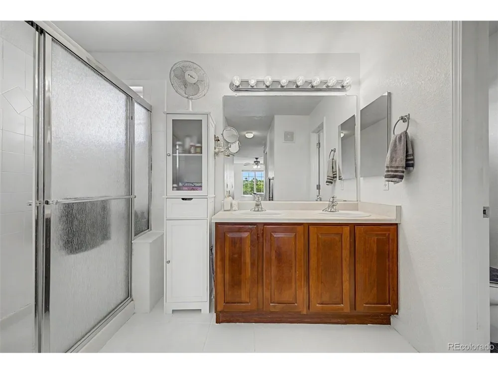 21965 E Irish Drive Aurora, CO 80016